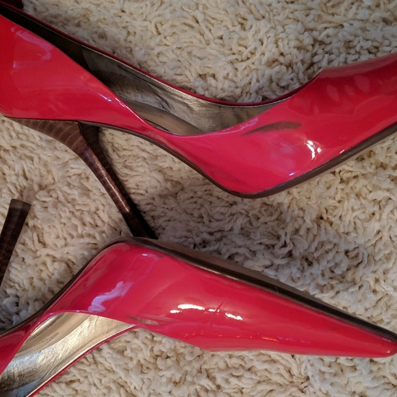 Pink Stilettos - Picture 3 of 8